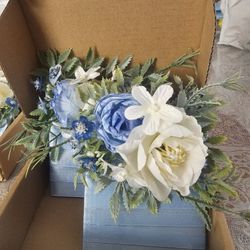 Groomsmen Boutonnieres