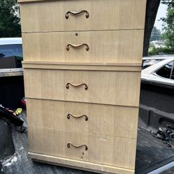 Dresser bundle