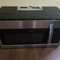 Frigidaire Industrial Microwave 