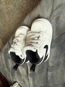 Baby shoes