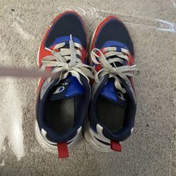 Boys Shoes Size 7