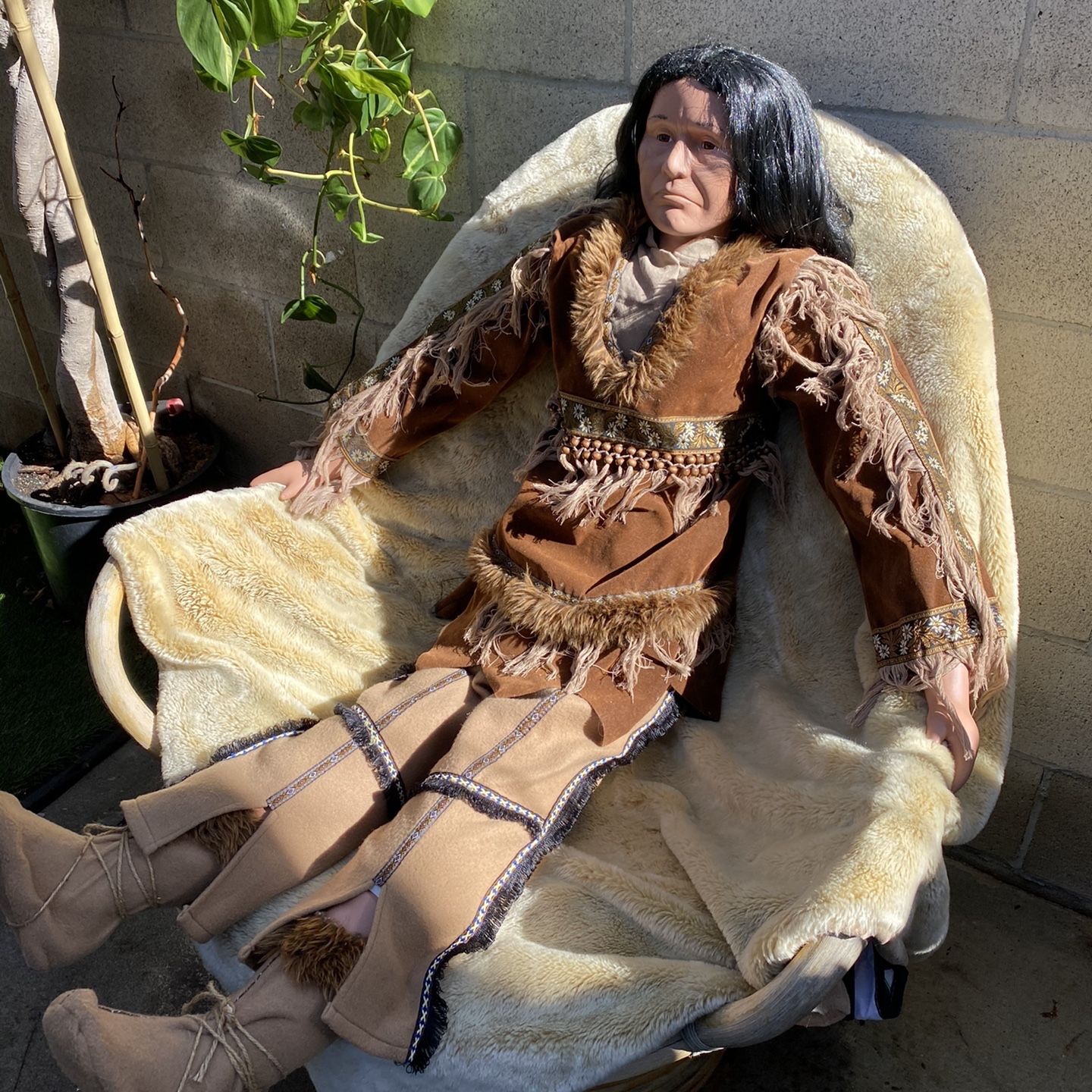 Duck house Porcelain Native American Doll