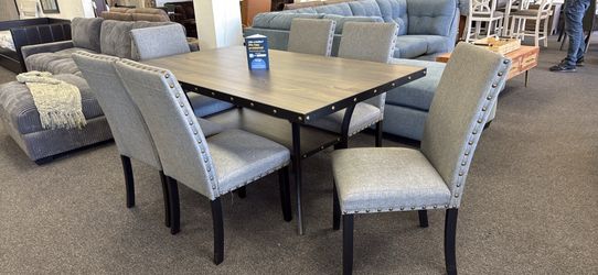 Dining table with 6 chairs