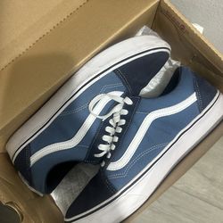 Vans comfycush size 11