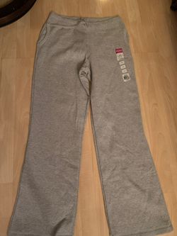 Gildan women’s bottom with Pockets