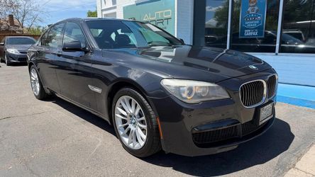 2012 BMW 750i
