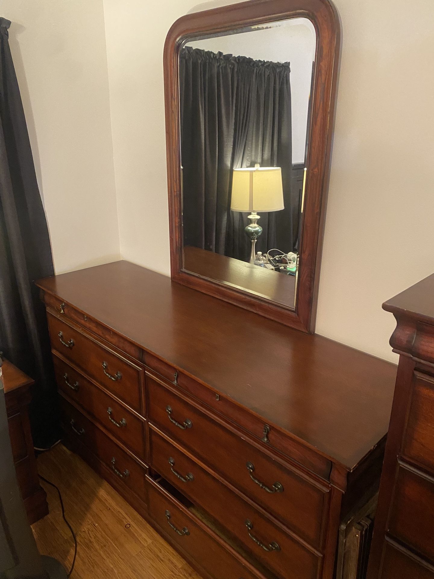 Dresser W/mirror, Chest Of Drawers, 2 Night Stands