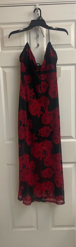 Brand new Juniors black & red Rose print dress size L