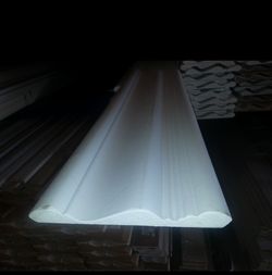 6" Inch MDF Crown Moulding