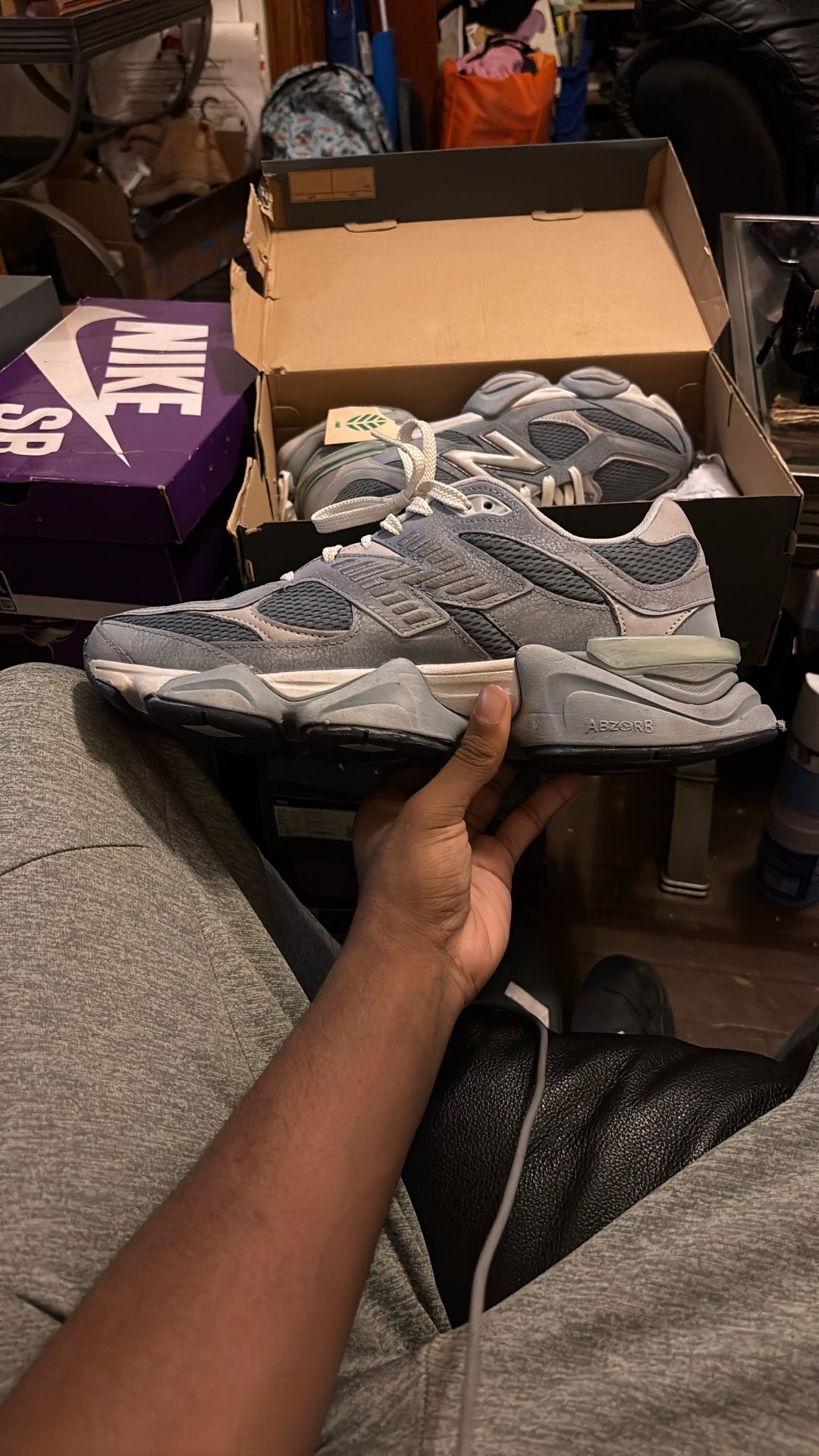 New Balance 9060, 10