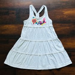 Little Girls Clothes White Tiered Dress With Colorful Embroidery Size 8 Youth 7/8