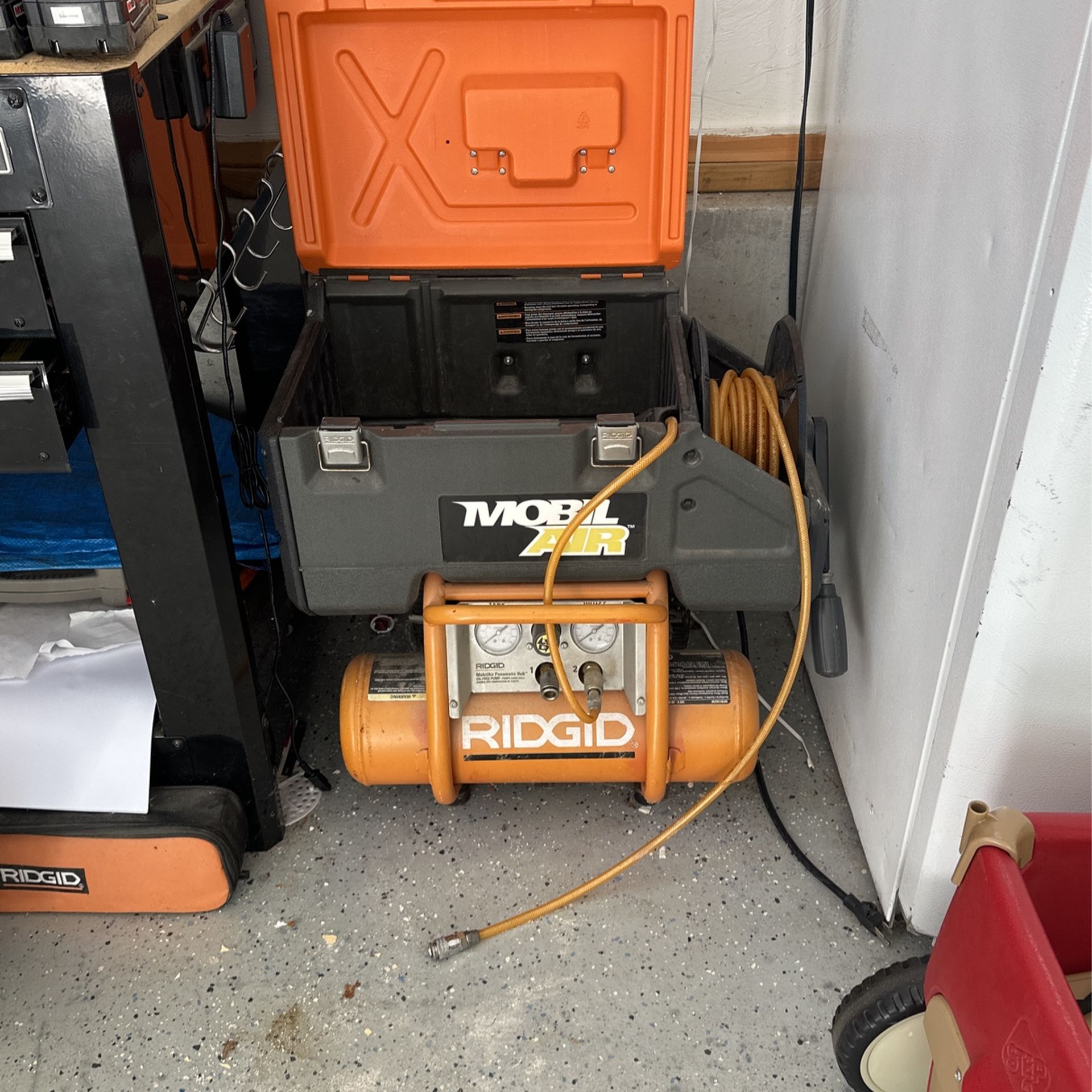 Ridgid Portable Air Compressor 2.5 Gallon