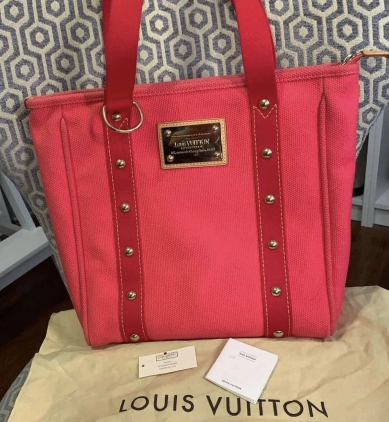 Louis Vuitton Tote, Pre-loved, Limited 