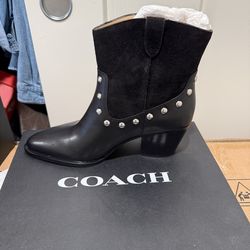 Coach boots