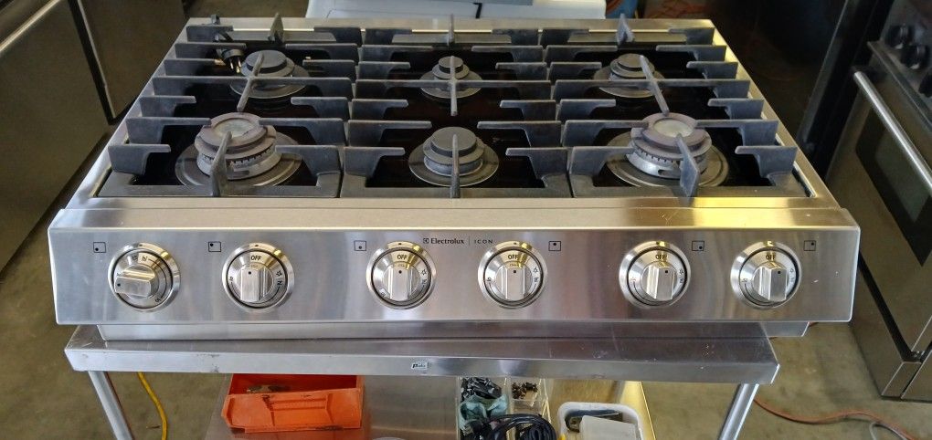 Electrolux ICON Gas Cooktop 36"