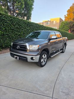 2013 Toyota Tundra Crew Cab $12,400