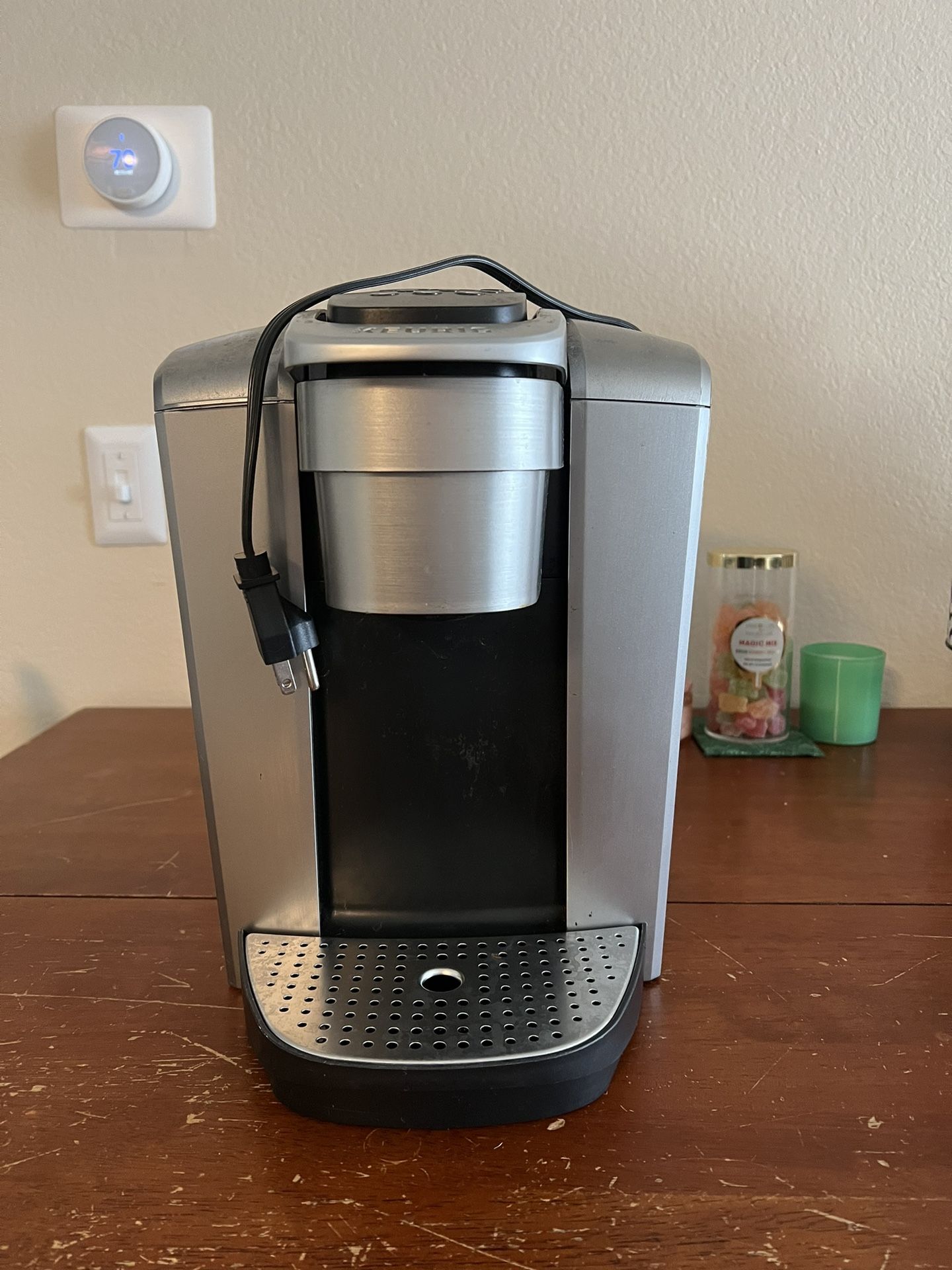 Keurig Coffee Maker With Iced Coffee Options! 