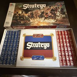 Stratego - Milton Bradley 
