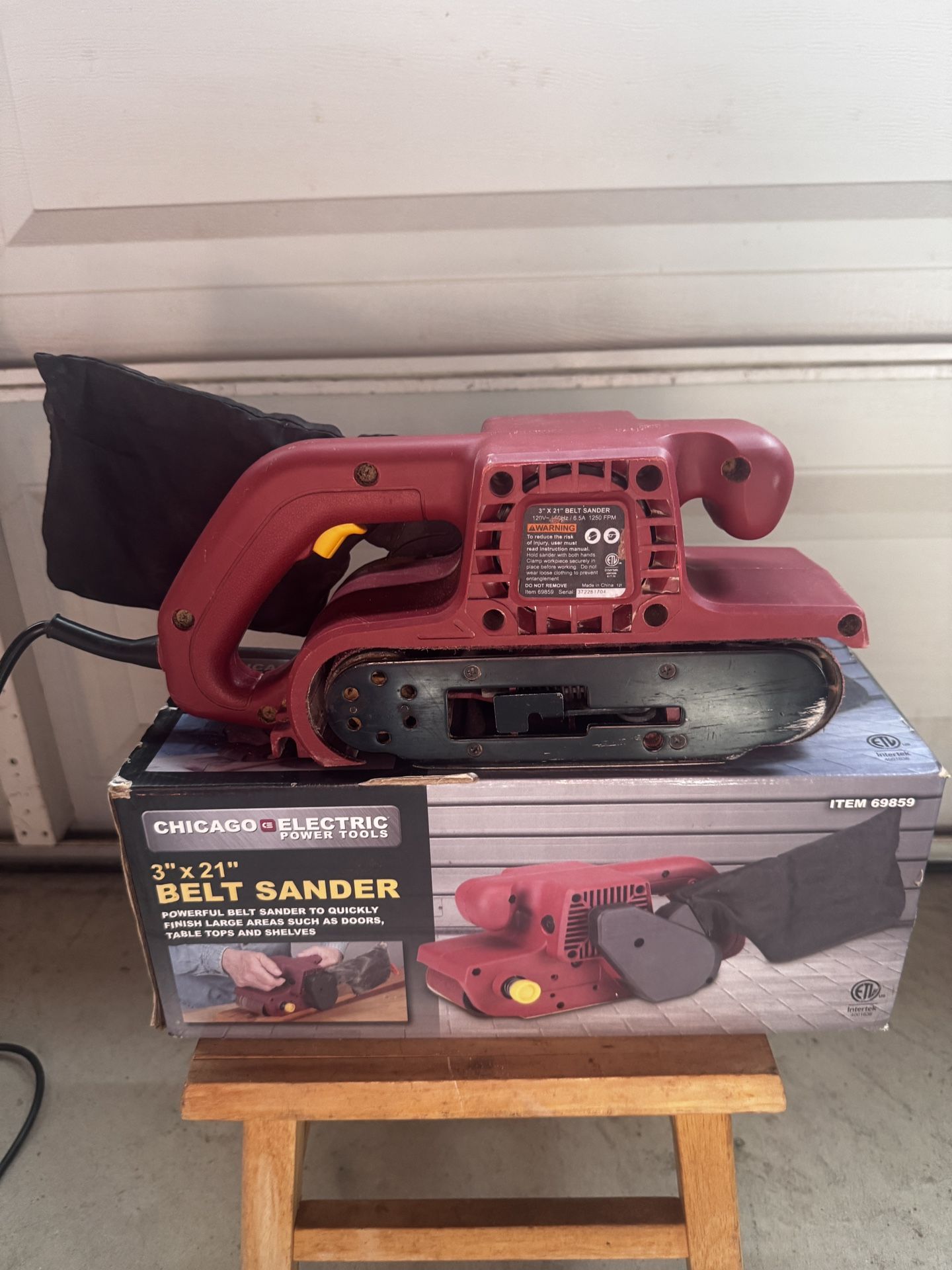 Belt Sander w/ dust bag
