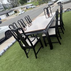 Table 8 chairs , Express Dark Colors