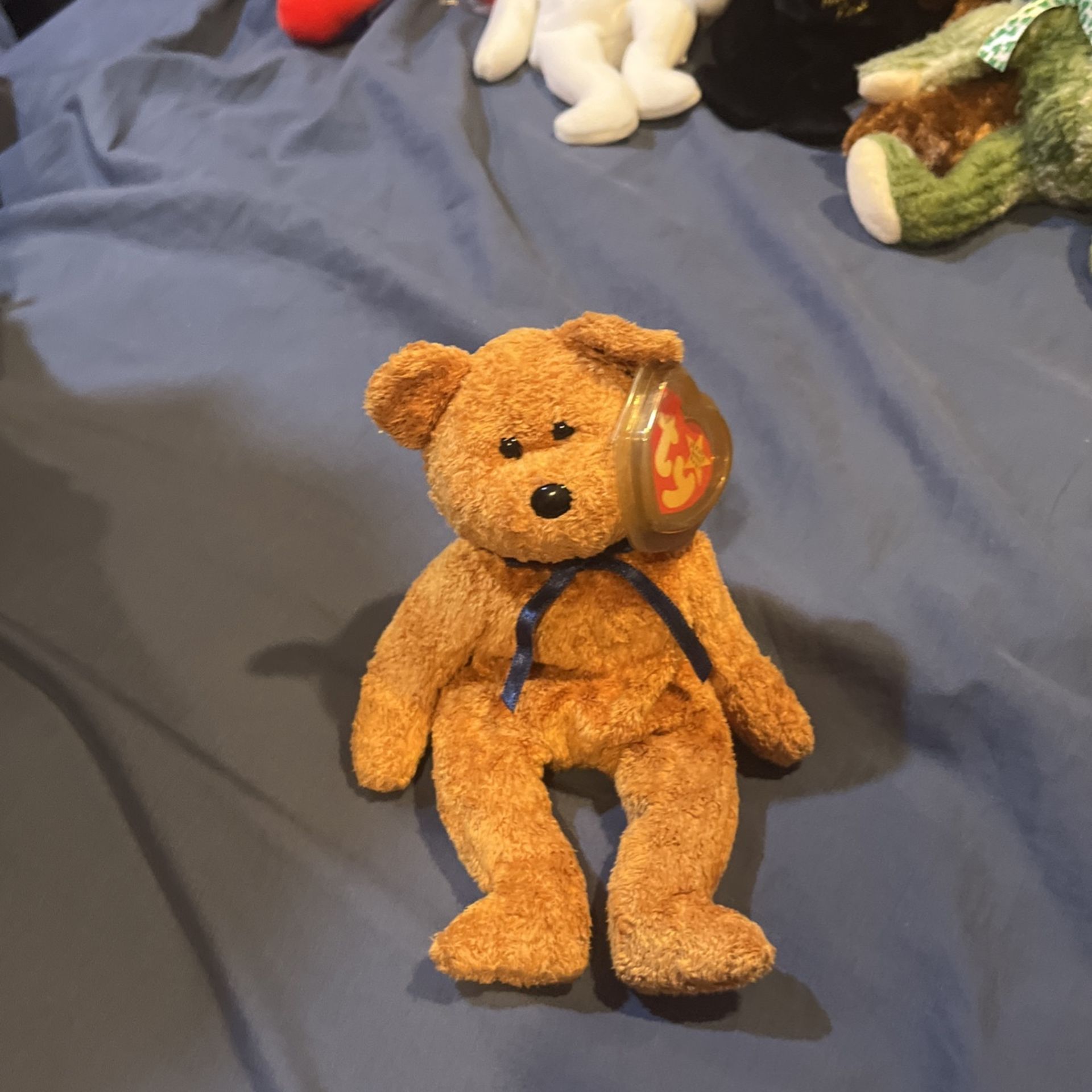 TY Beanie Baby Fuzz The Bear