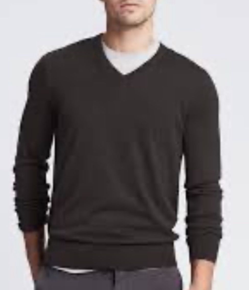 Banana Republic  CASHMERE-SILK V-NECK SWEATER NWT  New with tags extra large   NWT Luxury Blend sweater from Banana Republic in a dark gray black mela