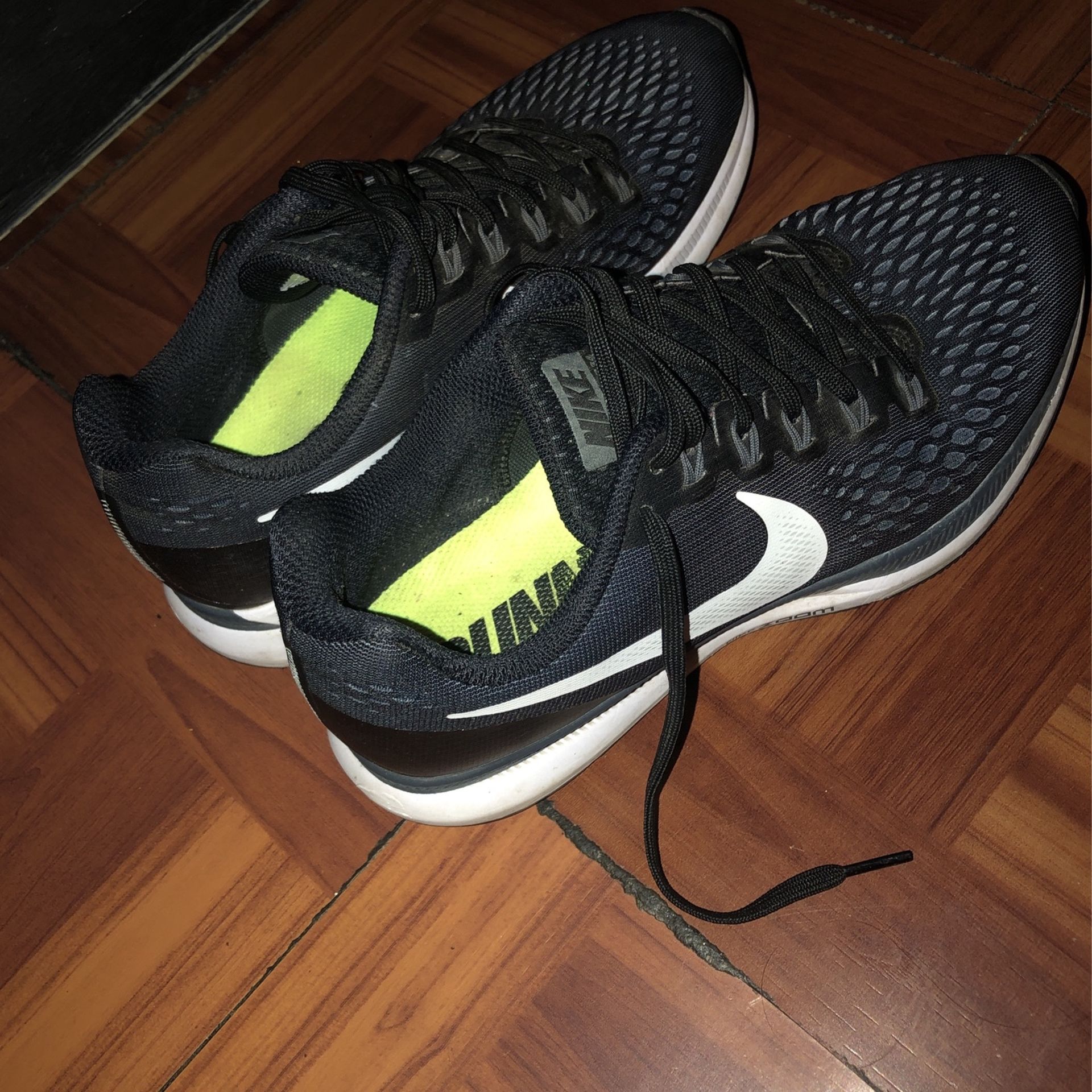 Running Shoes For Women Used 2 Times Only. Size 8.5