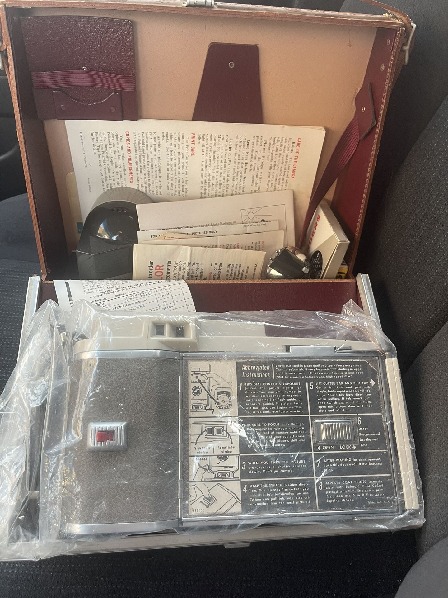 Vintage Polaroid 800 Camera