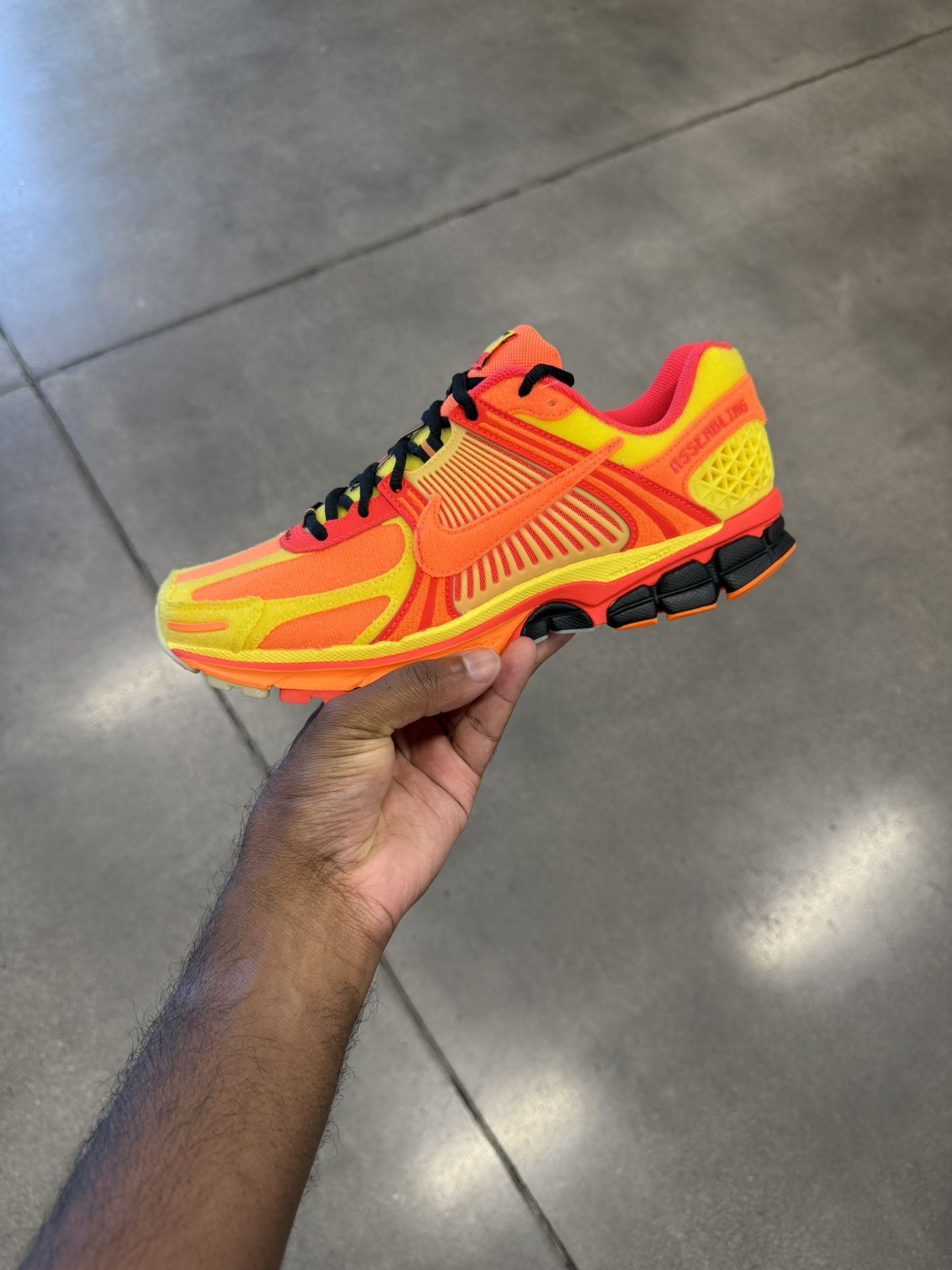 Nike Zoom Vomero 5 DB Sz8.5