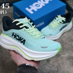 HOKA ONE ONE Bondi 9