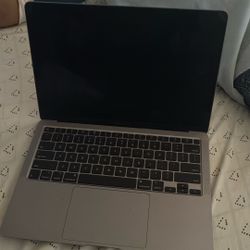 MacBook  Air 