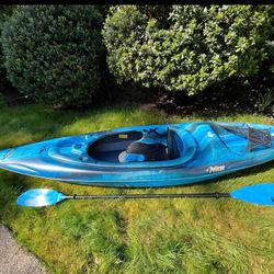 10ft Pelican Mustang 100X sit-in kayak