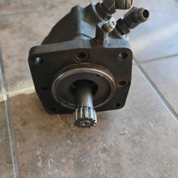 Hpydraulic Drive Motor For Bobcat 743,743B