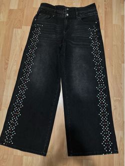 Size 32/34 baggy double waisted rhinestone jeans