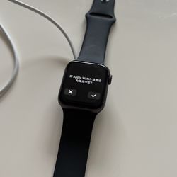 Apple Watch Series 4 Black Band 40 MM