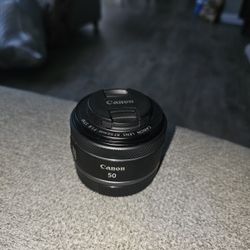 Canon - RF50mm 