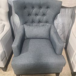 Beautiful Gray Accent Chair 