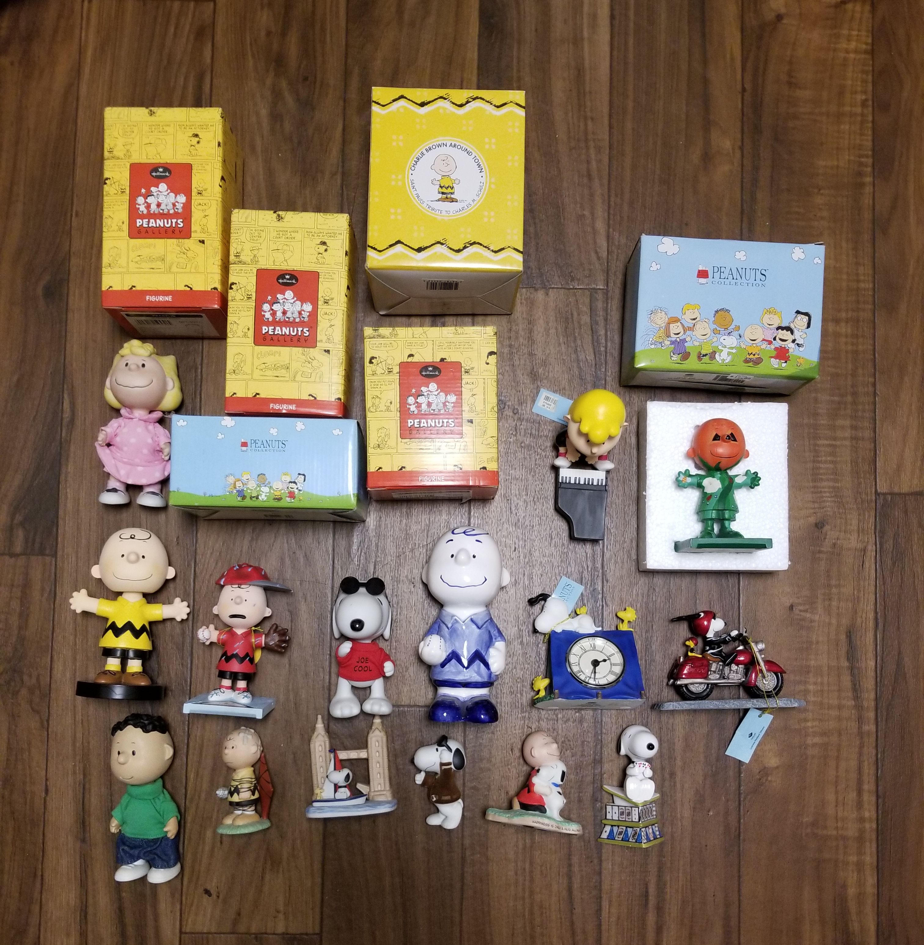 Westland hallmark statues peanuts charlie brown snoopy