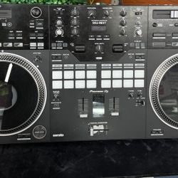 SERATO DDJ-REV7