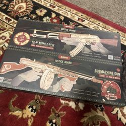 Rokr wooden self assemble puzzle  