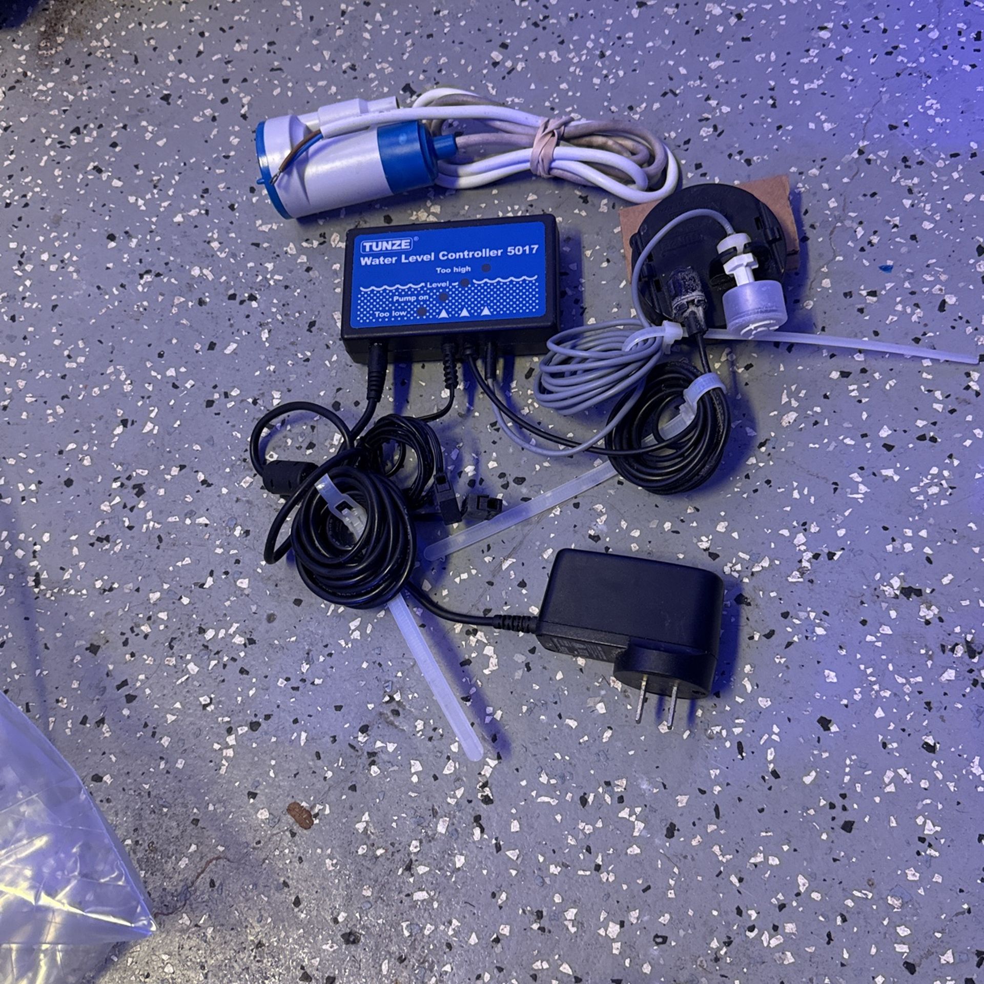 Tunze Osmolator ATO Auto Top Off