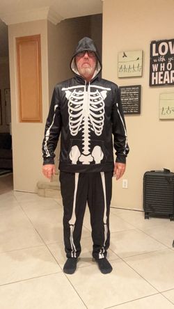 Halloween Costume Men’s Women’ Small Medium