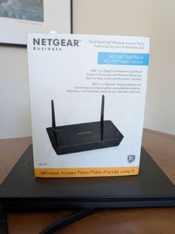 Netgear WAC104 Dual Band AC1200 Wireless Access Point.