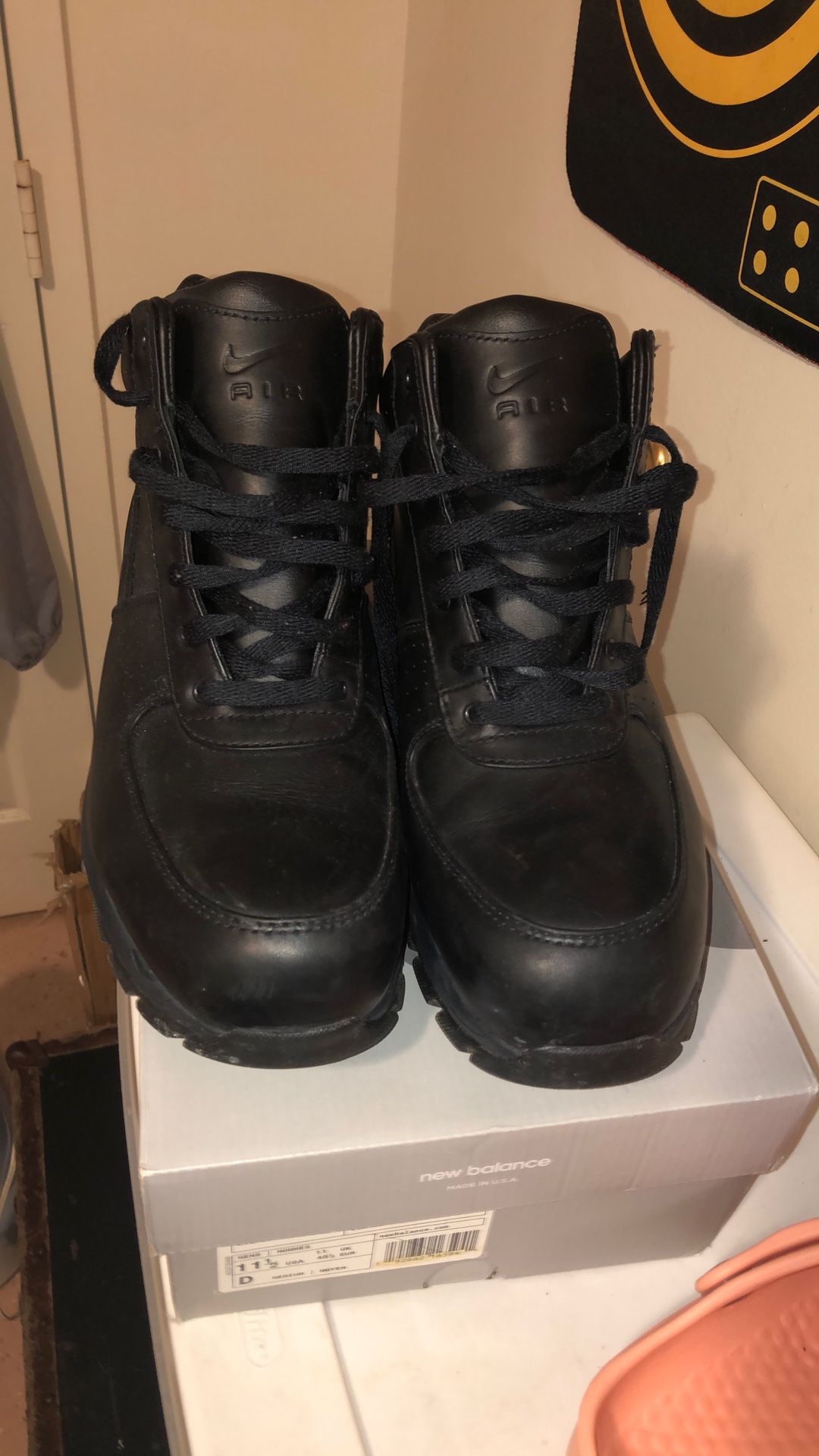 Men’s Nike Boots In Excellent Condition Worn Twice