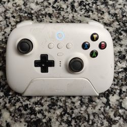 8Bitdo Ultimate 2.4g Wireless Controller with Charging Dock for Windows, Android