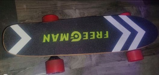 Electric skateboard