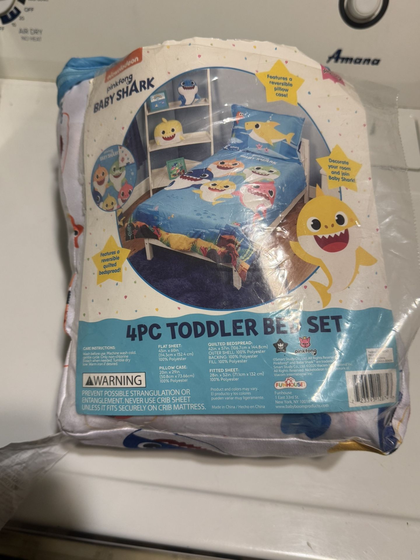 Baby Shark Toddler Bed Set