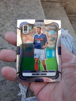 2026 Panini Prizm FIFA World Cup Zinedine Zidane #42 of France. Near Mint/Mint Condition.