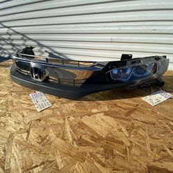 2016 2018 HONDA CIVIC HEADLIGHT PAIR OEM 