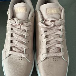 Adidas (Size 8)